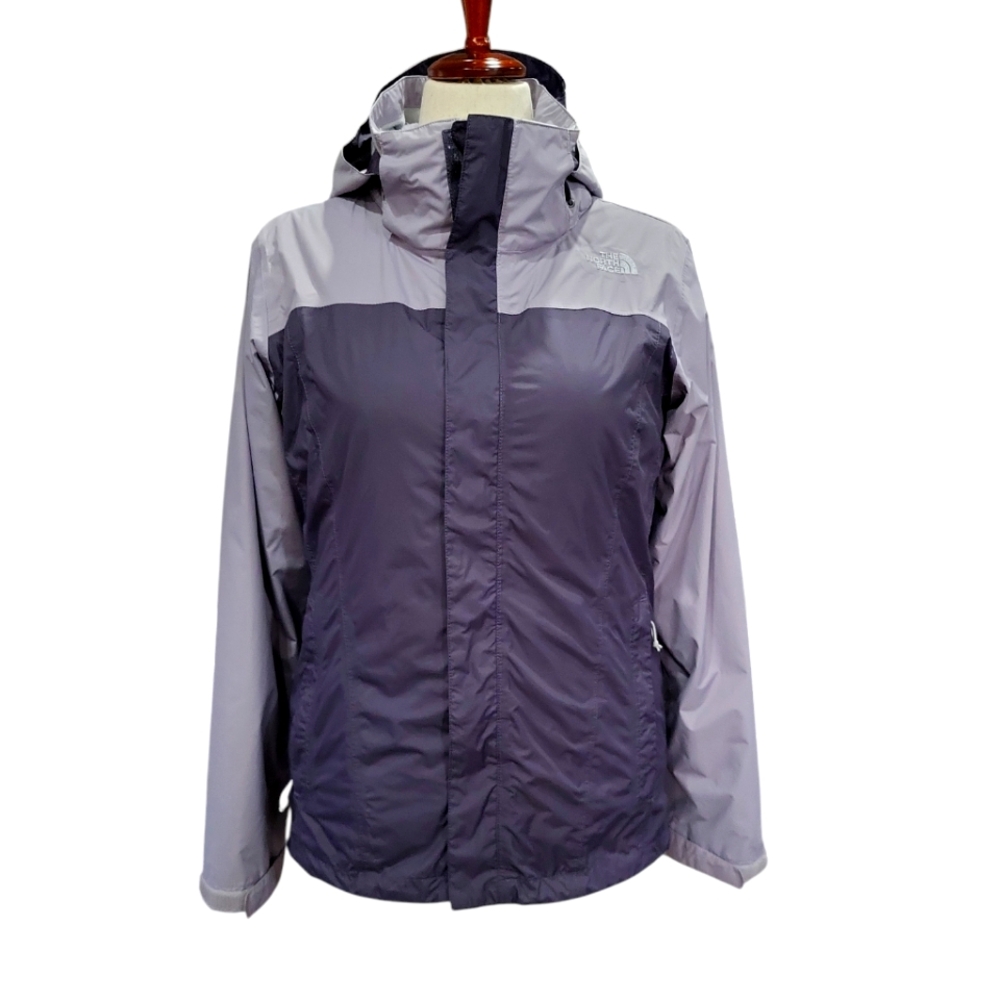 The North Face Purple Lightweight Water Resistant Hooded fleece lined triclimate